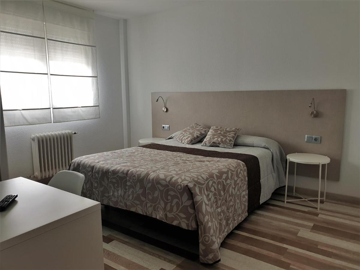 Hotel Area Serrano Buniel Extérieur photo