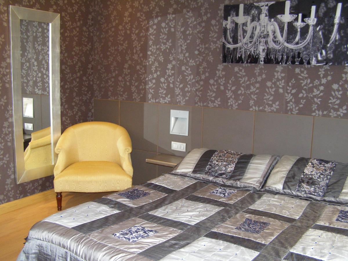 Hotel Area Serrano Buniel Extérieur photo