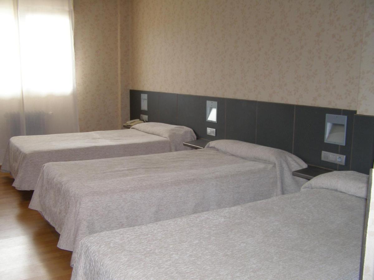 Hotel Area Serrano Buniel Extérieur photo